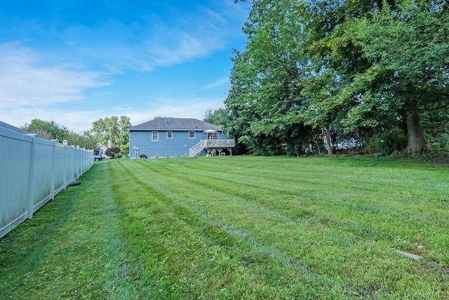 13 Jodphur Lane, Newburgh, NY 12550