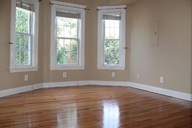 19 I Street 2, Boston, MA 02127