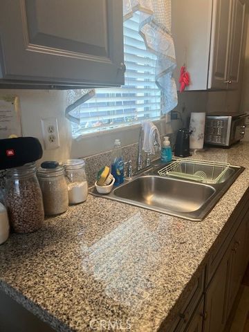 2140 San Bernardo Avenue, Hemet, CA 92545