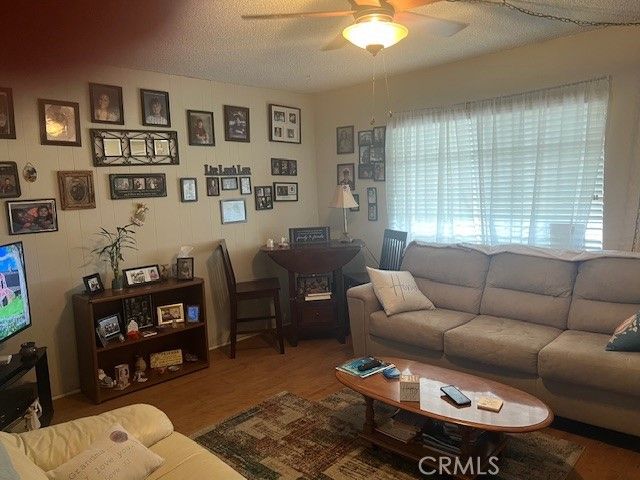 2140 San Bernardo Avenue, Hemet, CA 92545