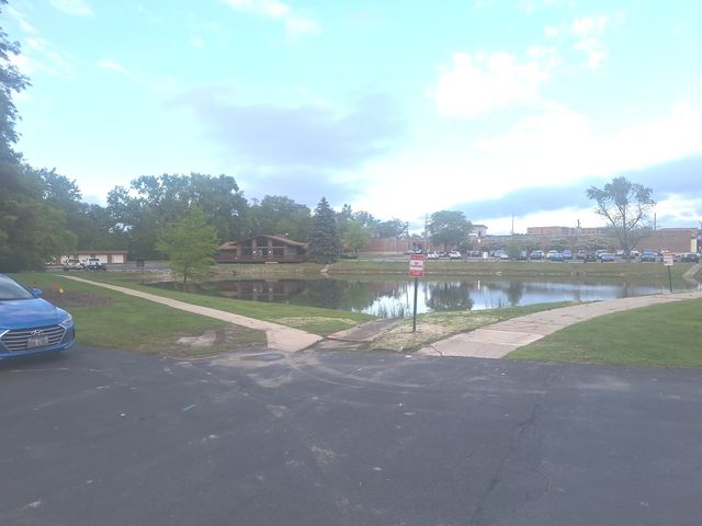 840 Elder Road A305, Homewood, IL 60430