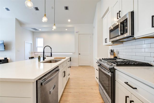 2534 Terry Street, Houston, TX 77009