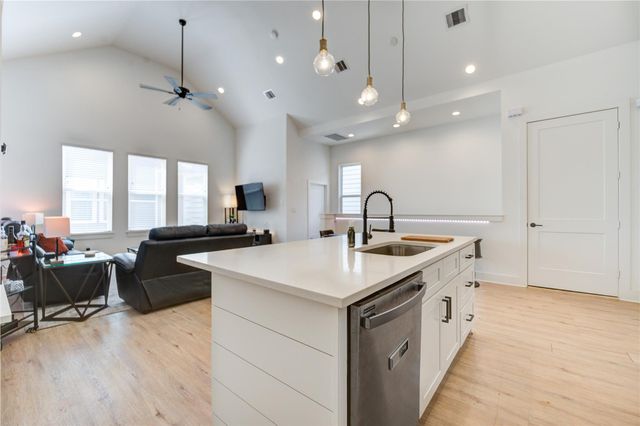 2534 Terry Street, Houston, TX 77009