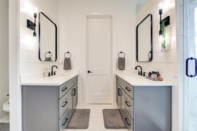 2534 Terry Street, Houston, TX 77009