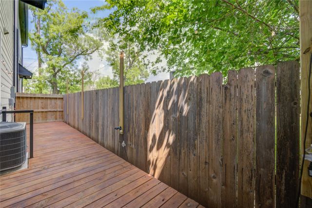 2534 Terry Street, Houston, TX 77009