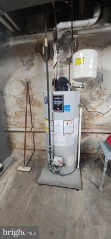 1209 LINDEN ST, Reading, PA 19604