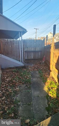 1209 LINDEN ST, Reading, PA 19604