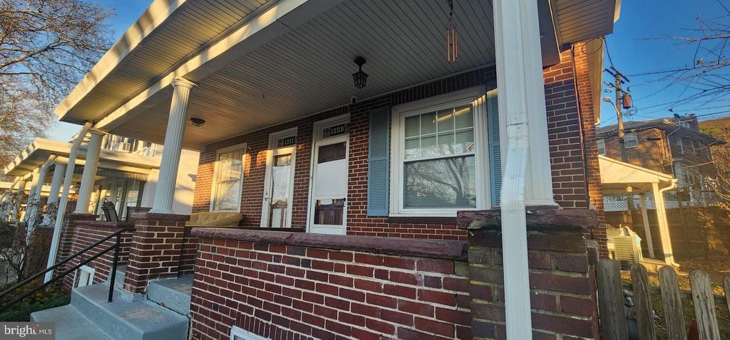 1209 LINDEN ST, Reading, PA 19604