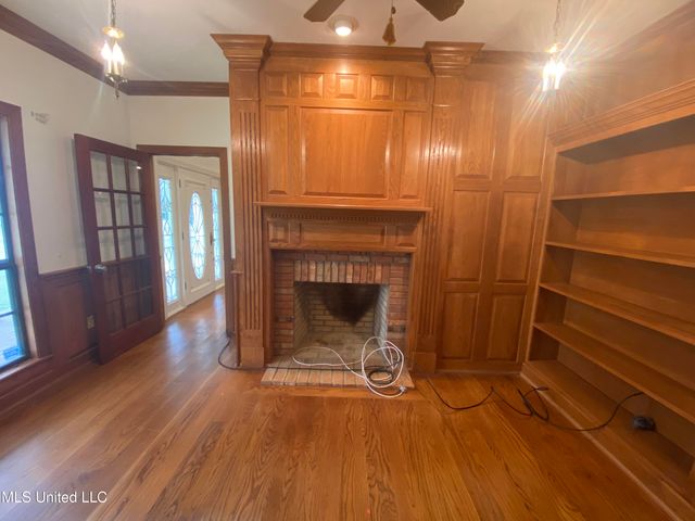 543 N Springlake Circle, Terry, MS 39170