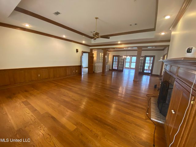 543 N Springlake Circle, Terry, MS 39170