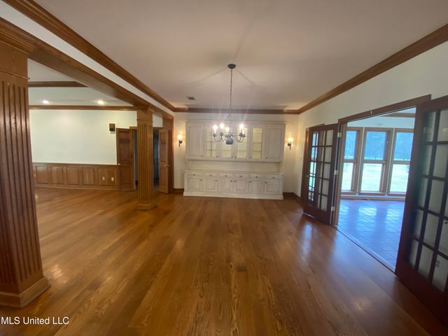 543 N Springlake Circle, Terry, MS 39170