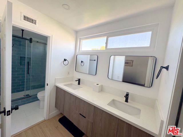 4327 Cezanne Avenue, Woodland Hills (los Angeles), CA 91364