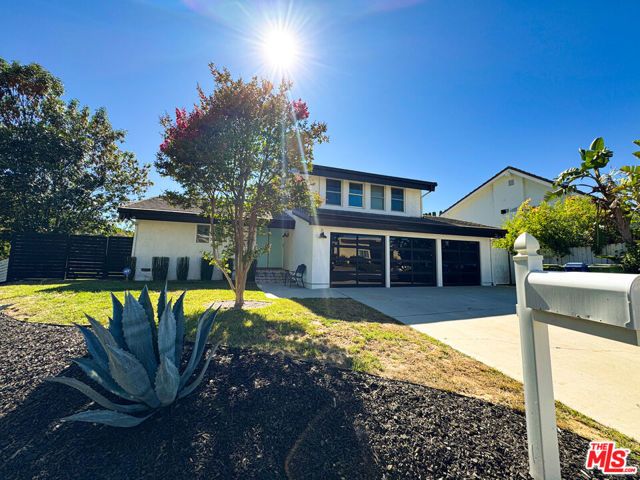 4327 Cezanne Avenue, Woodland Hills (los Angeles), CA 91364