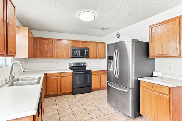 3920 Golden Horn Lane, Fort Worth, TX 76123