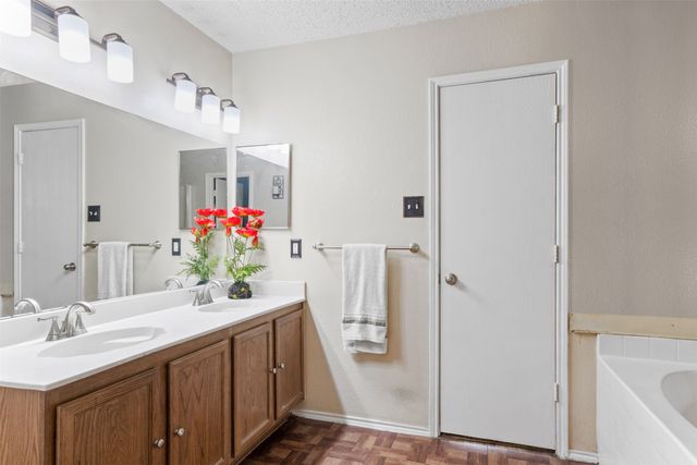 3920 Golden Horn Lane, Fort Worth, TX 76123