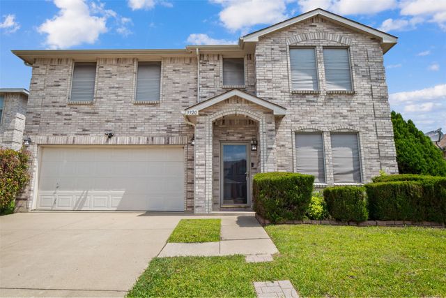 3920 Golden Horn Lane, Fort Worth, TX 76123