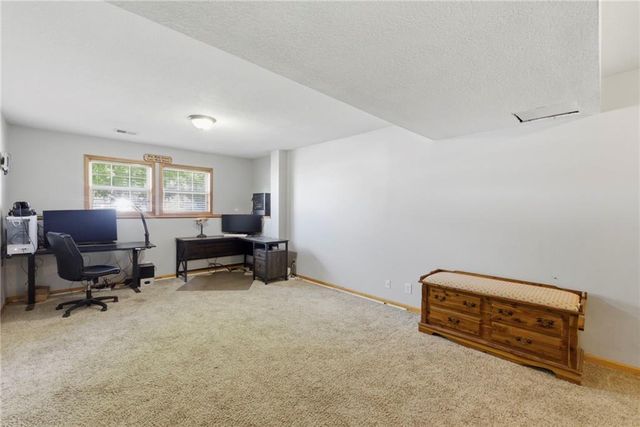 6706 S Brookside Road, Pleasant Valley, MO 64068