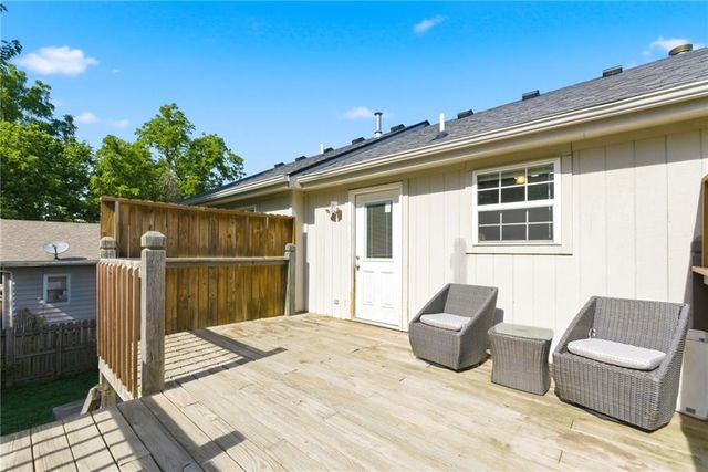 6706 S Brookside Road, Pleasant Valley, MO 64068
