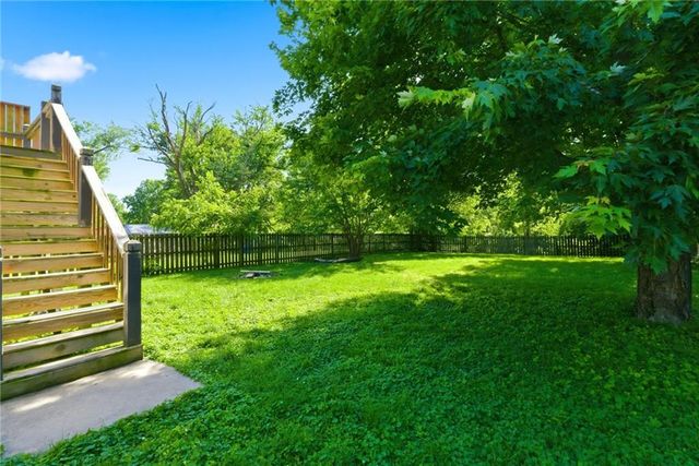 6706 S Brookside Road, Pleasant Valley, MO 64068