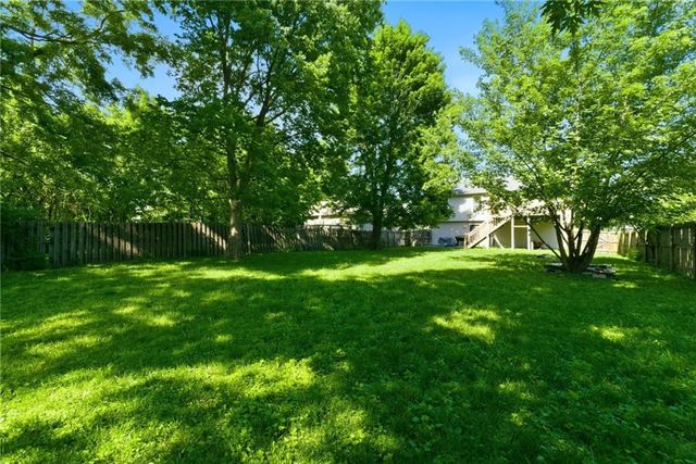 6706 S Brookside Road, Pleasant Valley, MO 64068