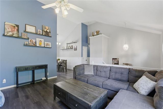 6706 S Brookside Road, Pleasant Valley, MO 64068