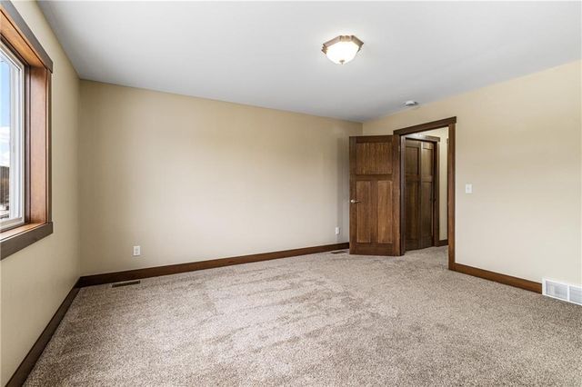 3316 Sanford Lane, Eau Claire, WI 54703