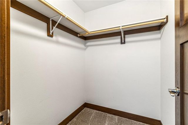 3316 Sanford Lane, Eau Claire, WI 54703