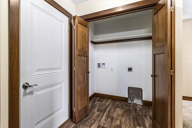 3316 Sanford Lane, Eau Claire, WI 54703