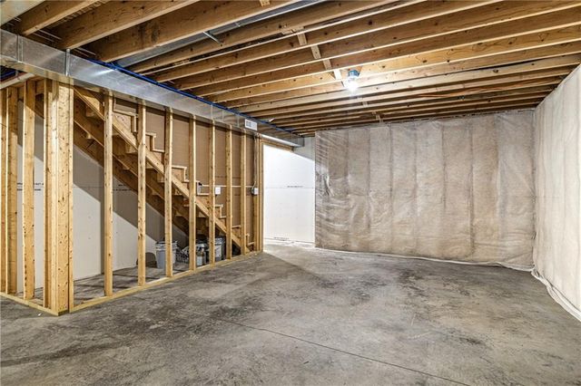 3316 Sanford Lane, Eau Claire, WI 54703