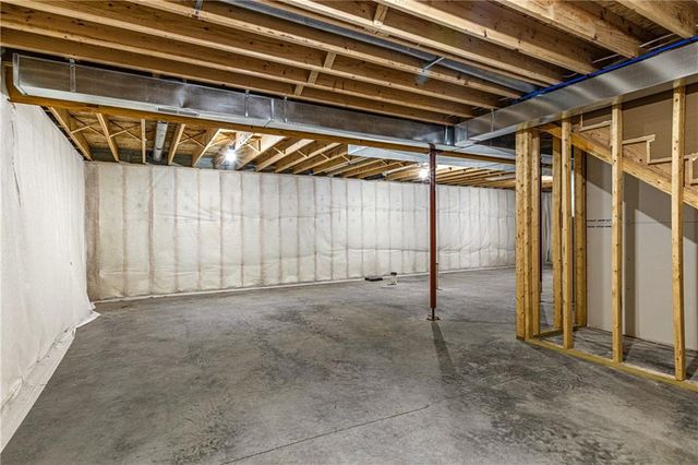 3316 Sanford Lane, Eau Claire, WI 54703