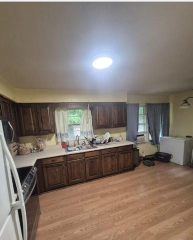 300 New Bethel Church Road, London, KY 40741