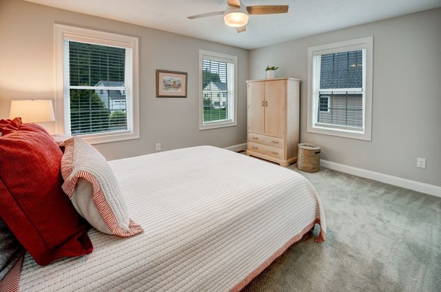 5 Mcintosh Ln, Littleton, MA 01460