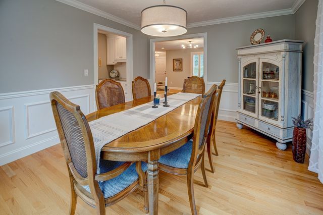 5 Mcintosh Ln, Littleton, MA 01460