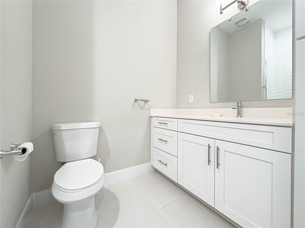 Image 19 of property listing at 16210 RAVENNA COURT, Montverde, FL 34756