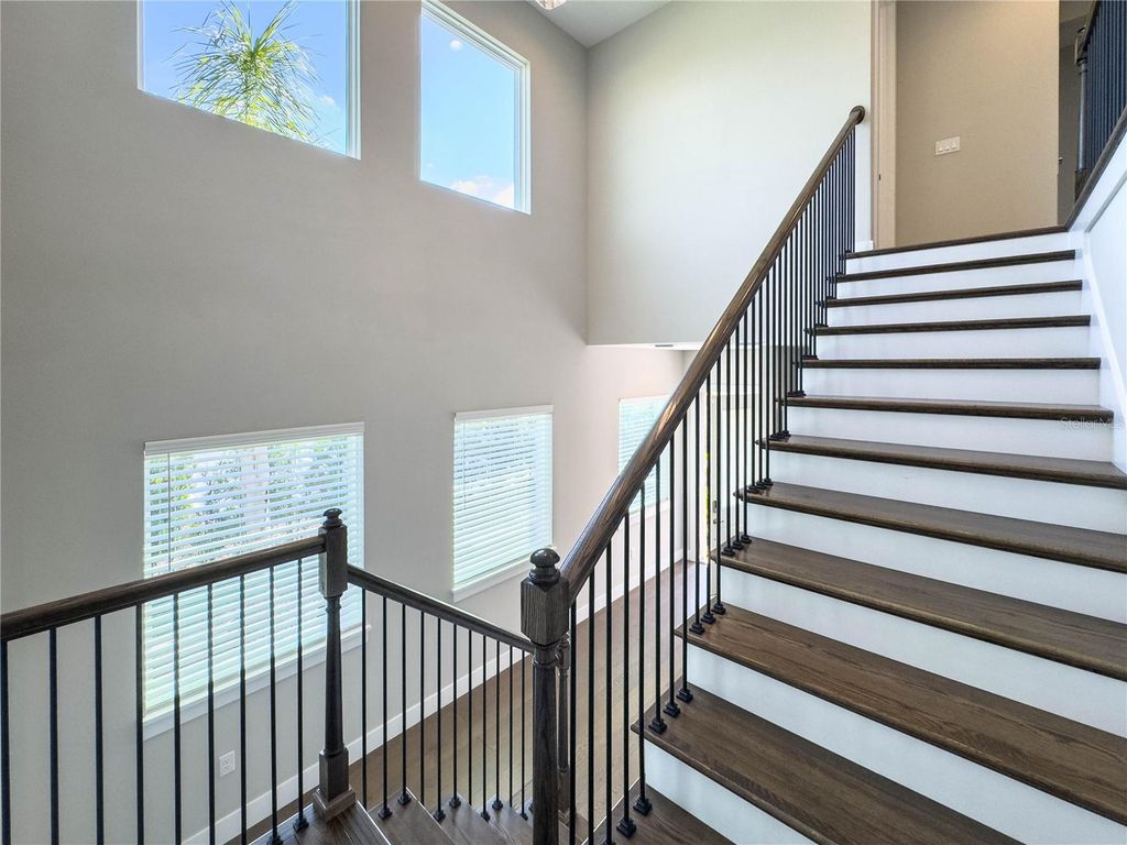 Image 21 of property listing at 16210 RAVENNA COURT, Montverde, FL 34756