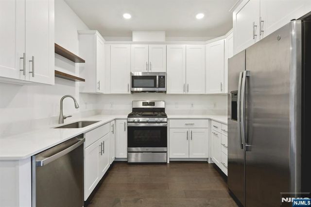 379 Main, Little Falls, NJ 07424