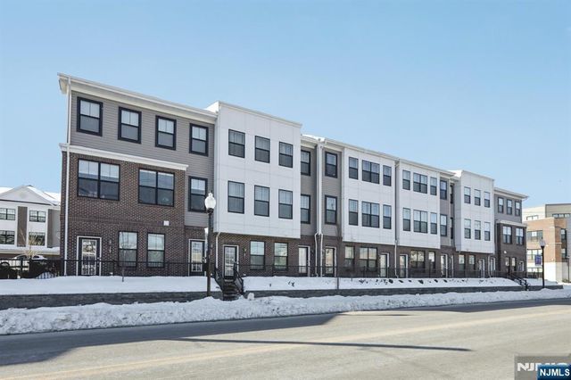 379 Main, Little Falls, NJ 07424