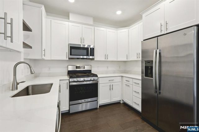 379 Main, Little Falls, NJ 07424