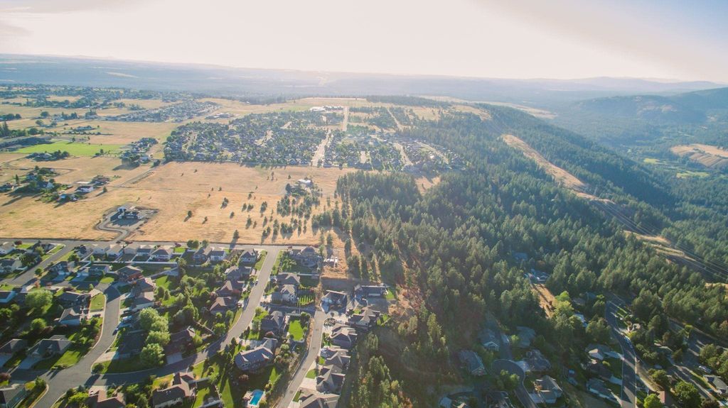 1525 W Carl J Ln, Spokane, WA 99218 photo 12