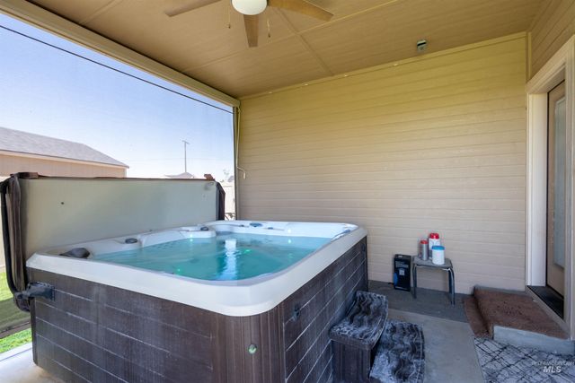 11781 W Cross Slope Way, Nampa, ID 83686