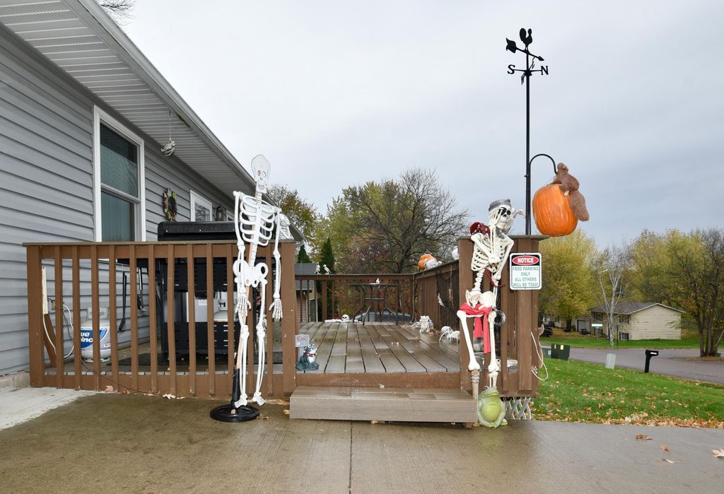 235 11th Street NW, Milaca, MN 56353 — photo 4