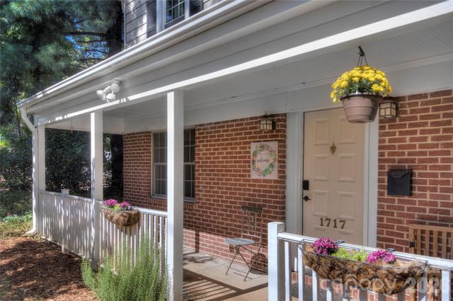 1717 Hamorton Place, Charlotte, NC 28205
