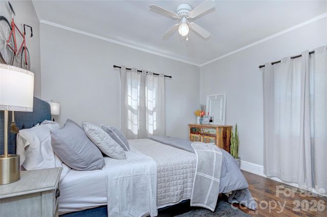 1717 Hamorton Place, Charlotte, NC 28205