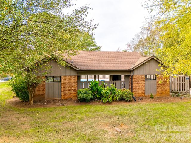 4158 Charlotte Highway F, Clover, SC 29710