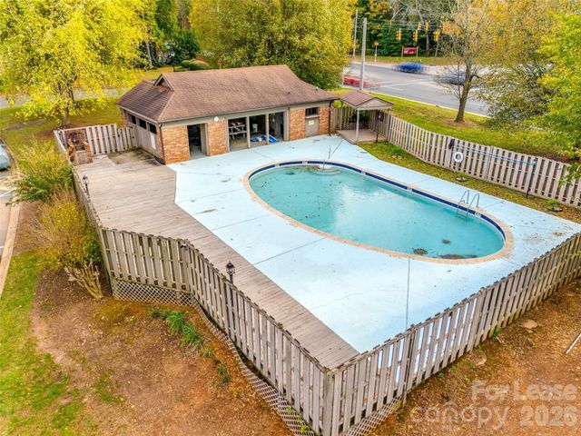 4158 Charlotte Highway F, Clover, SC 29710