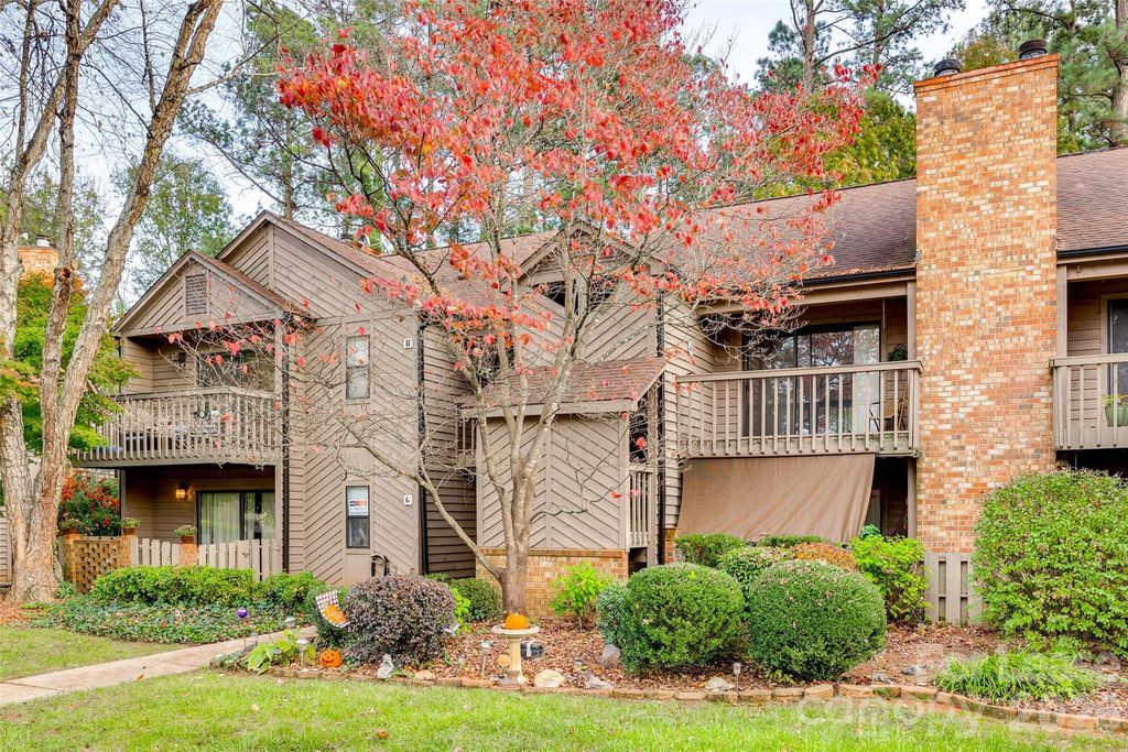 4158 Charlotte Highway F, Clover, SC 29710