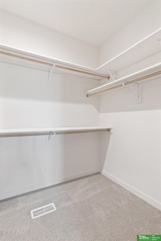 20944 Ellison Avenue, Elkhorn, NE 68022