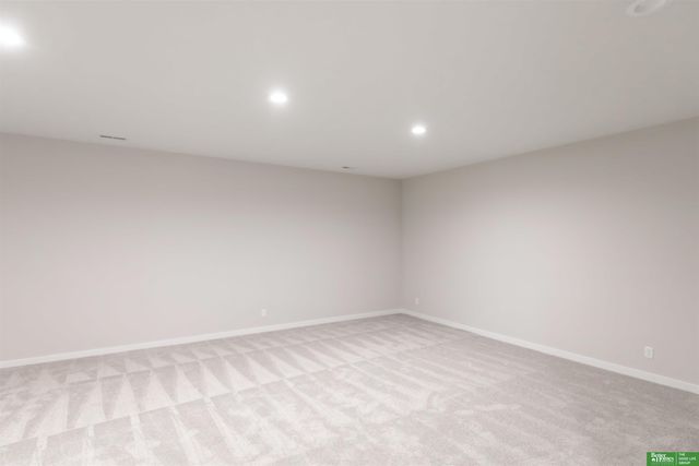 20944 Ellison Avenue, Elkhorn, NE 68022