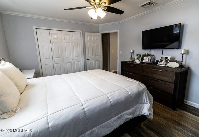 866 Sterling Avenue, Brick, NJ 08723