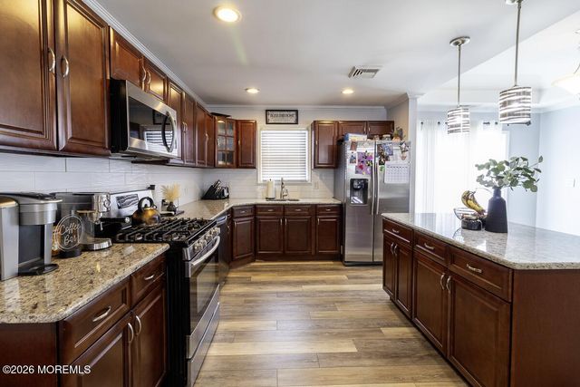 866 Sterling Avenue, Brick, NJ 08723